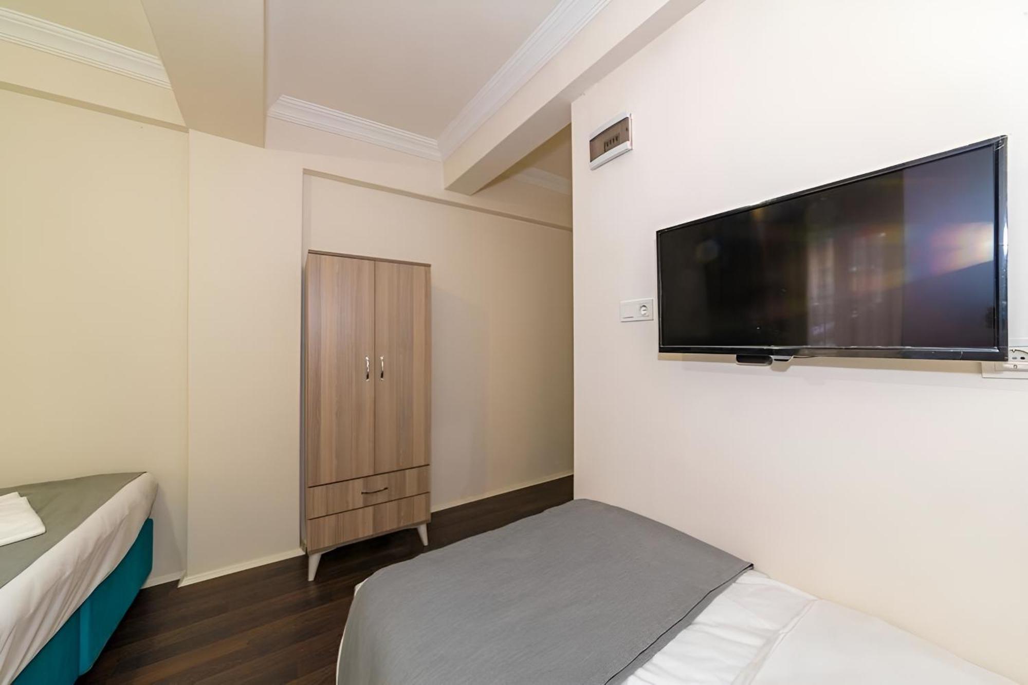 Grand Romanos Hotel イスタンブール エクステリア 写真